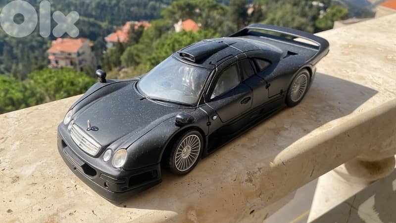 maisto mercedes clk gtr scale 1/18 diecast model car 0