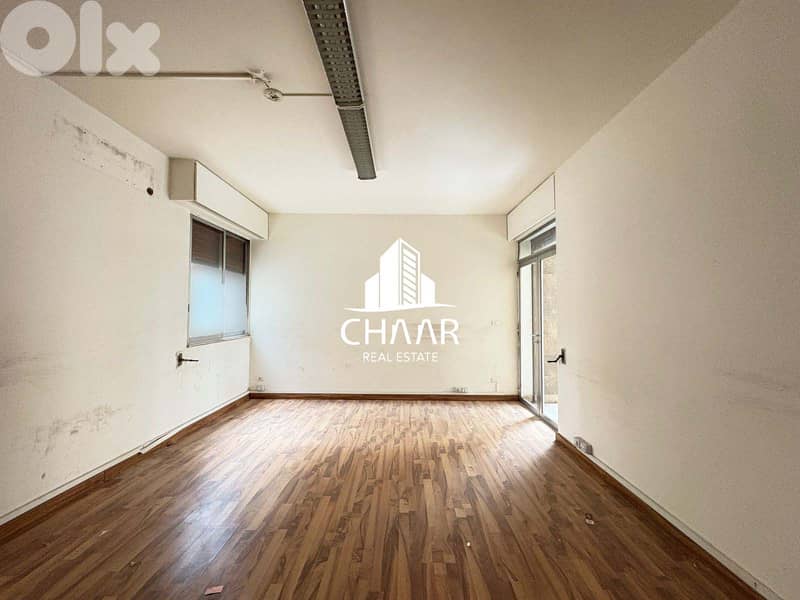 Office for Rent in Badaro - مكتب للايجارفي بدارو - #R2986 0