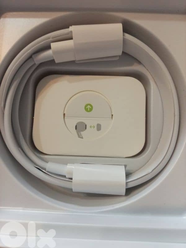 Apple airpods 2nd gen 3