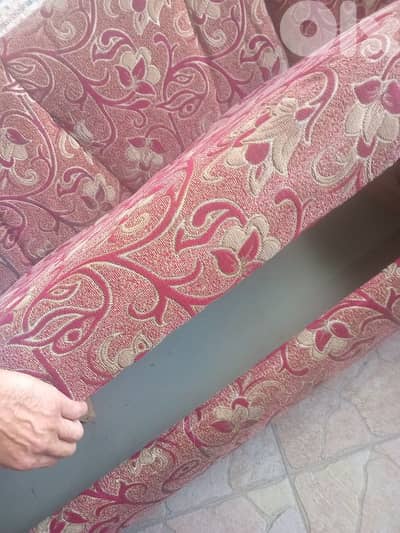 قعده ٦ قطع صندوق كلون بيصيرو تخت بحاله ممتاذه موجوده عاليه