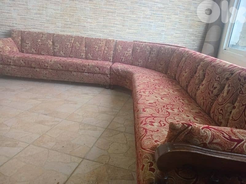 قعده ٦ قطع صندوق كلون بيصيرو تخت بحاله ممتاذه موجوده عاليه 3