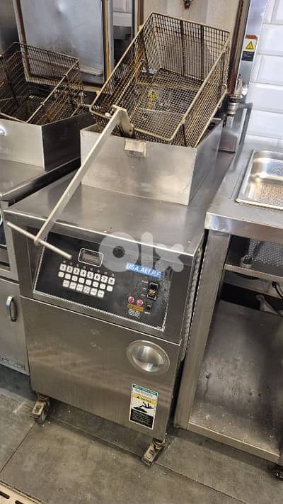 قلاية بروستد bki fryer