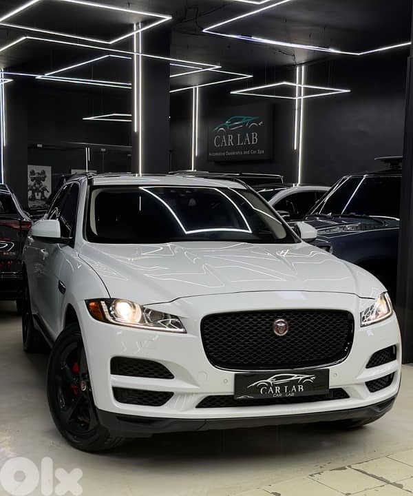 Jaguar F-Pace 2018 0