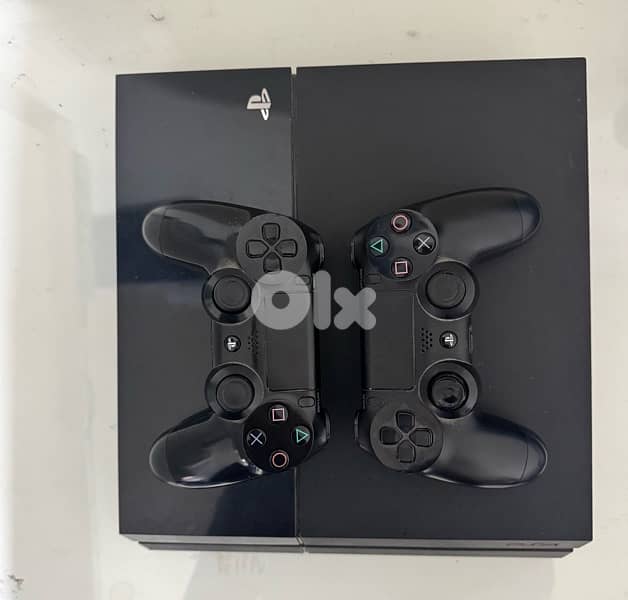 ps4 standard edition. (fat) 1