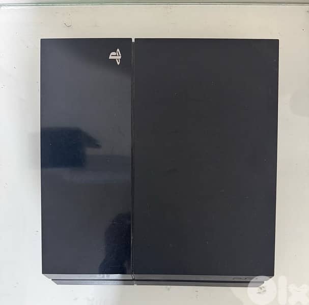 ps4 standard edition. (fat) 2