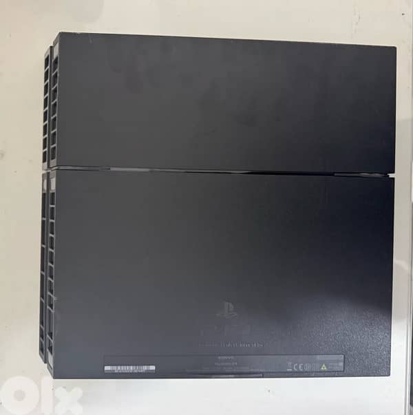 ps4 standard edition. (fat) 4