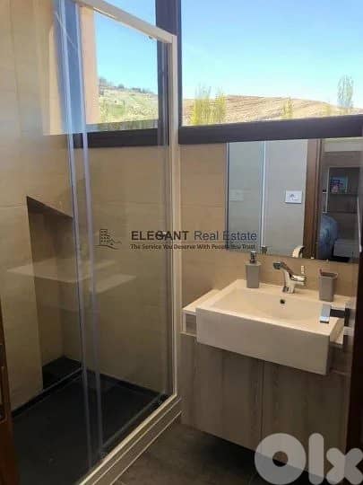 Fully Furnished Contemporary Duplex Chalet . 5