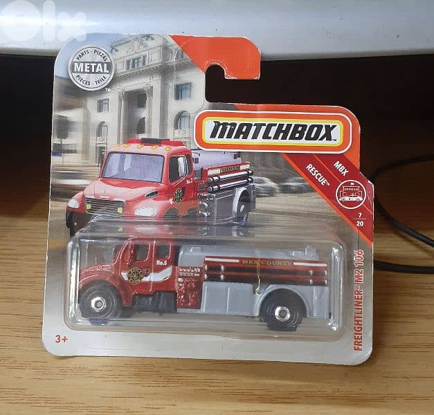 Matchbox 2017 diecast car model 1;64 3