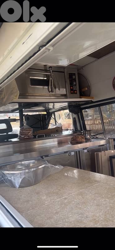 food truck عدة مطعم 9