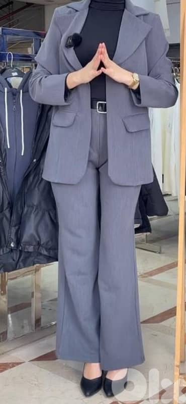 Black formal outfit, worn once, excellent condition. 0