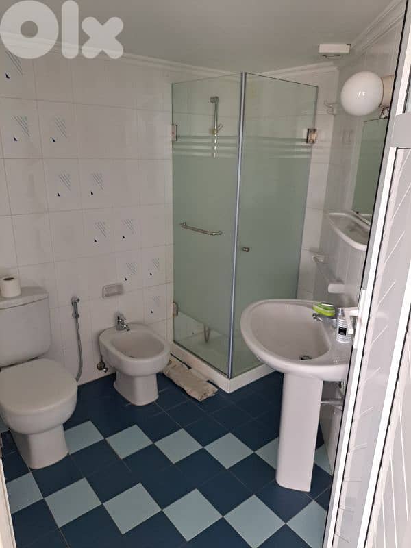 Bohemian beachfront chalet in jbeil - شاليه على شاطئ البحر في جبيل 6