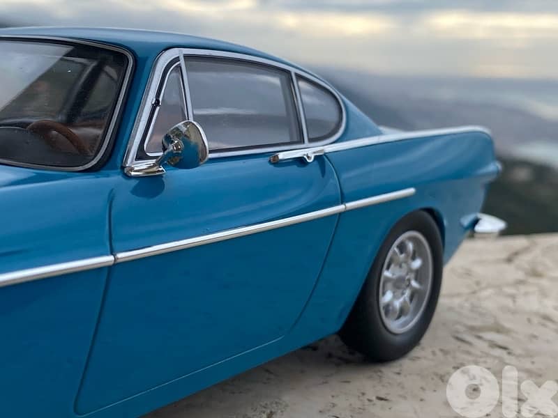 Volvo 1800 s scale 1/18 norev diecast model car 3