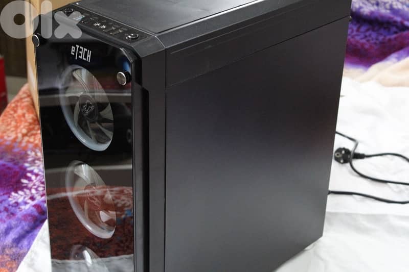 full computer with screen mouse keyboard & case 0