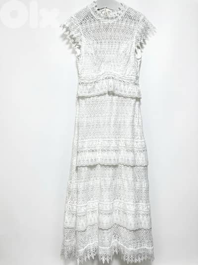 Elegant White Lace Dress