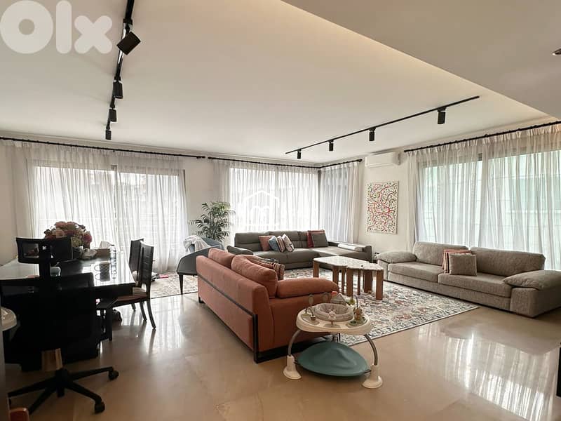 200 Sqm - Apartment For Sale in Sanayeh 0