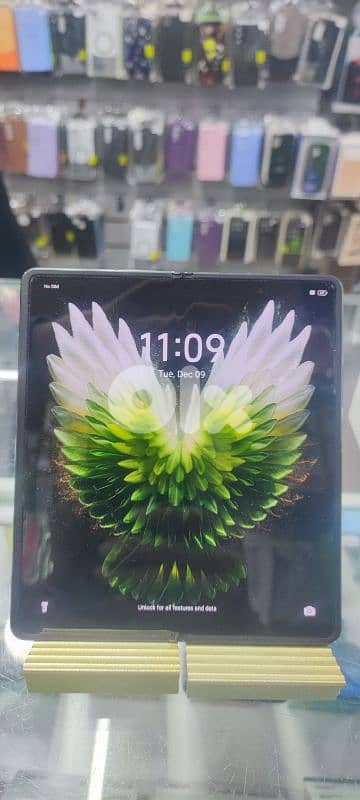 Tecno Phantom V Fold 2 5