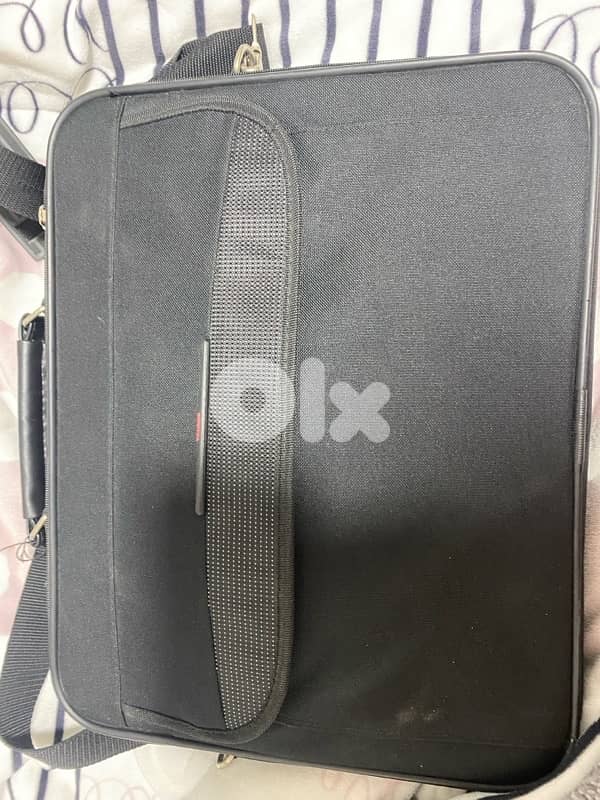 لاب توب  90$ ارجيلة ٤٠$ 2