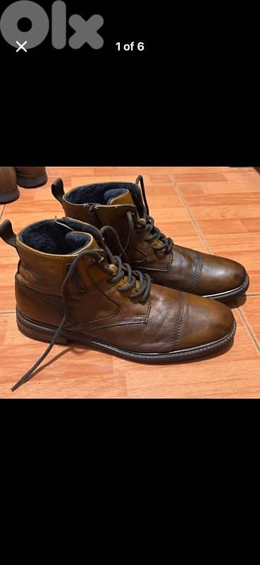 BUGATTI Boots size 44