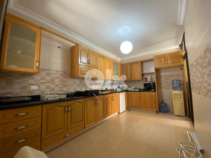 Apartment for rent in Achrafieh شقة للإيجار في الأشرفية 0