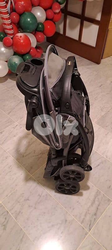stroller and car seat 2