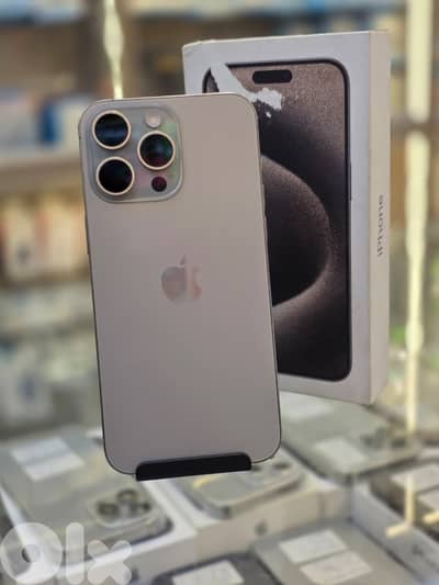 Used 15 pro max 256 gb natural 267 cycle 1000$