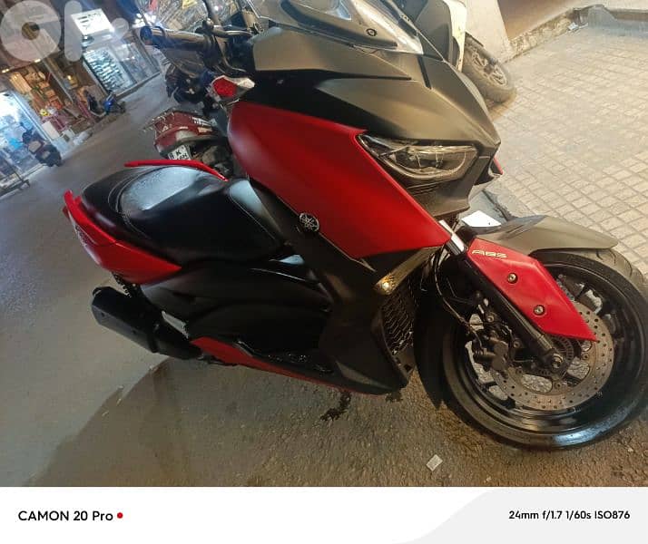 xmax 300 cc superr clean 2