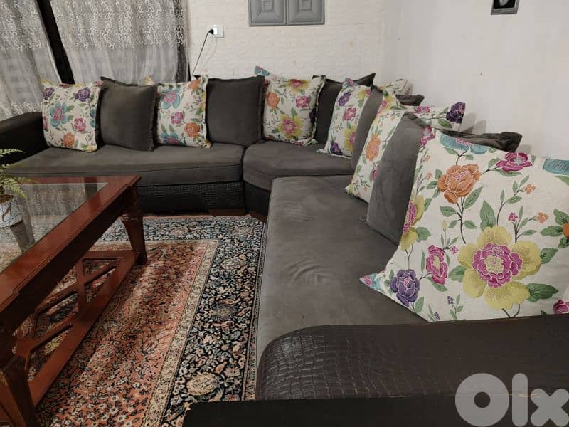 زاوية ٣ ب٣ جوانب جلد 0