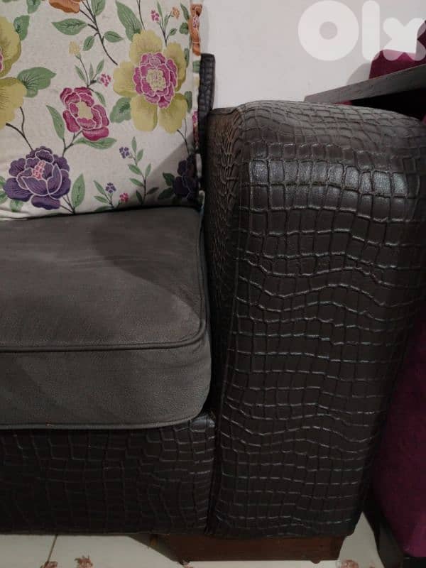 زاوية ٣ ب٣ جوانب جلد 1