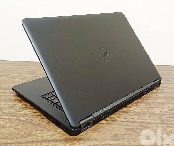 Dell laptop core i5 - 8 gb ram - 256 gb ssd 4