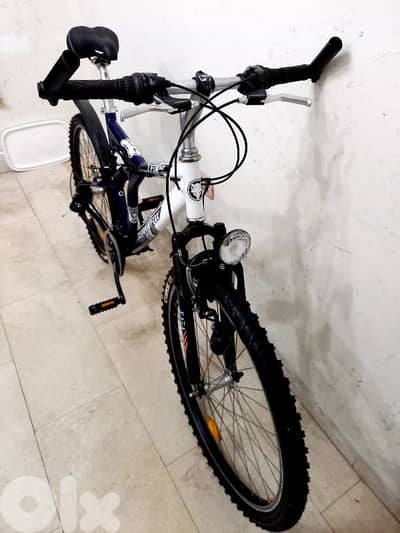 بسكليت Germany