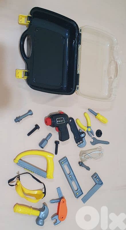 Baby Toys Tools set in very good condition,like new 20$ byrt ashrafiye 7