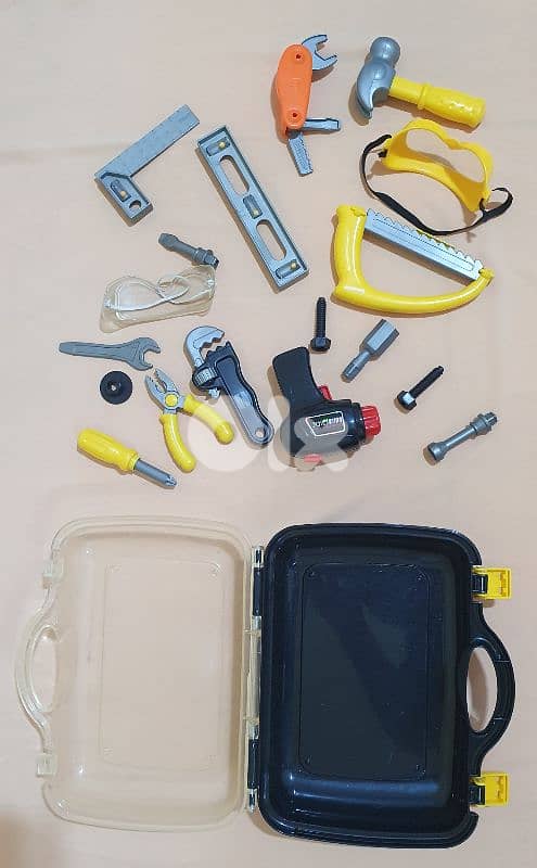 Baby Toys Tools set in very good condition,like new 20$ byrt ashrafiye 9