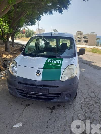 رينو كانجو 2011