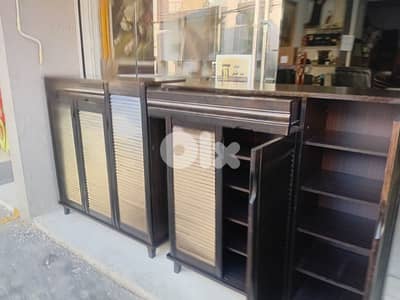 خزانة شبه جديد