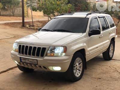 جيب شيروكى 2002