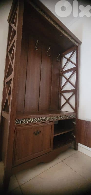 خزانة انتيك 2