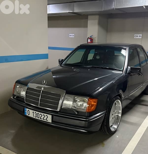 Mercedes-Benz E-Class 1993 w124 انضف و اجمل سياره بي لبنان 0