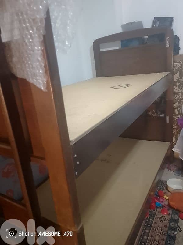 تختين فوق بعض خشب زين للبيع 0