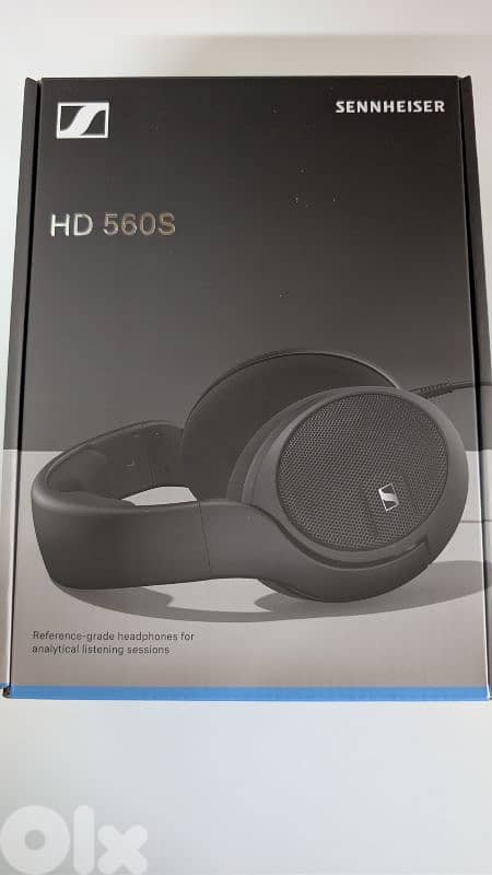 Sennheiser HD 560S 0
