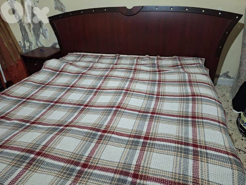 غرفة نوم كاملة مستعملة بحالة جيدة 0