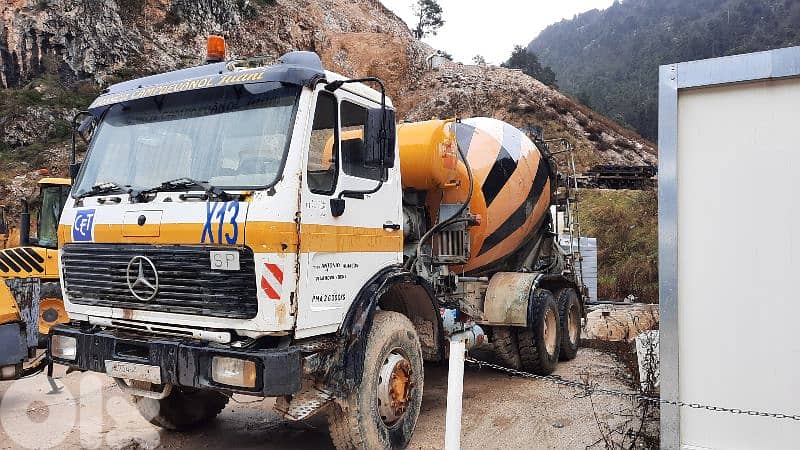 Mercedes transit mixer 8m3 LB2225 1