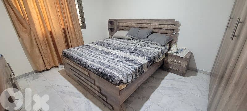 غرفه نوم وصالون زاويه وبراد وغاز وغساله 6