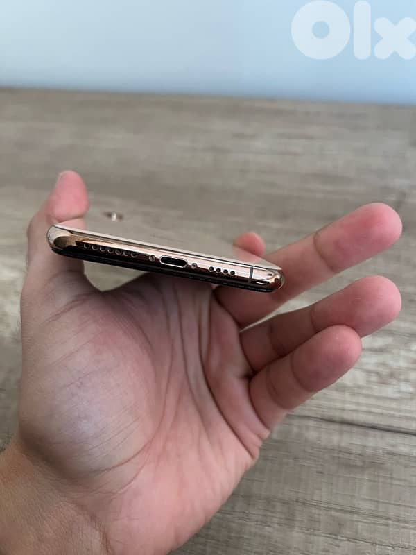 Iphone xs max 64gb 4