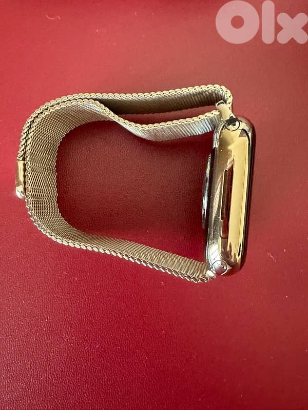 apple watch series 8 stainless steel GPS + cellular 6