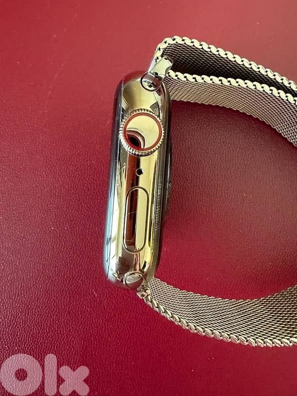 apple watch series 8 stainless steel GPS + cellular 7