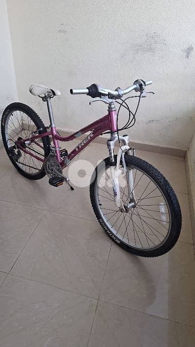 TREK bike Full Aluminium iyess 24 b 90$