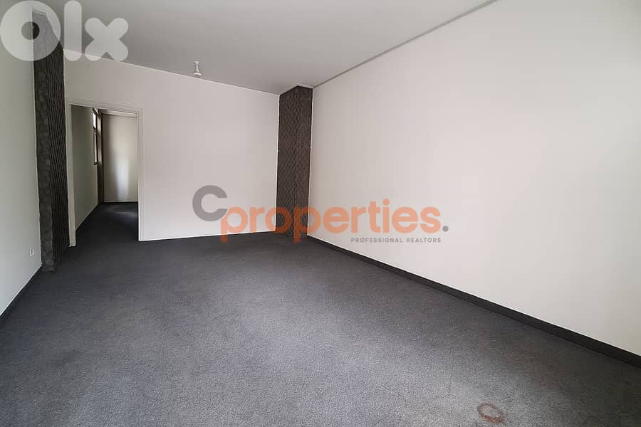 Shop for sale in Kfarshima Baabda - CPAK29 0