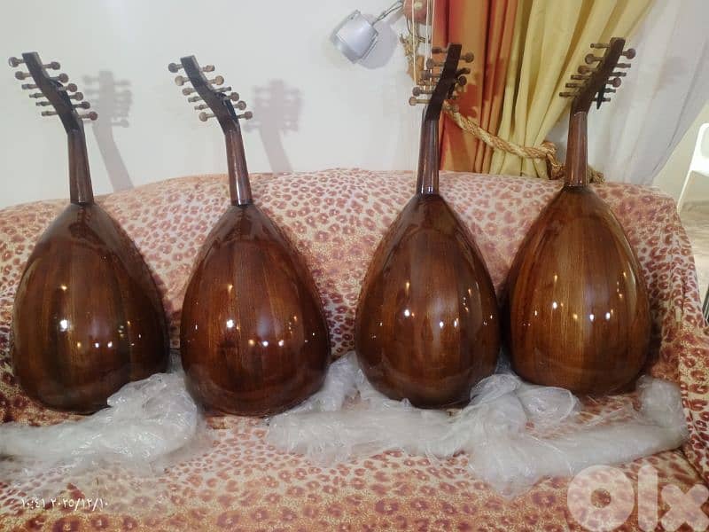 اعواد مميزة بأسعار مميزة 110$ فقط كل الاعواد جديدة ومع شنطة وريش 1