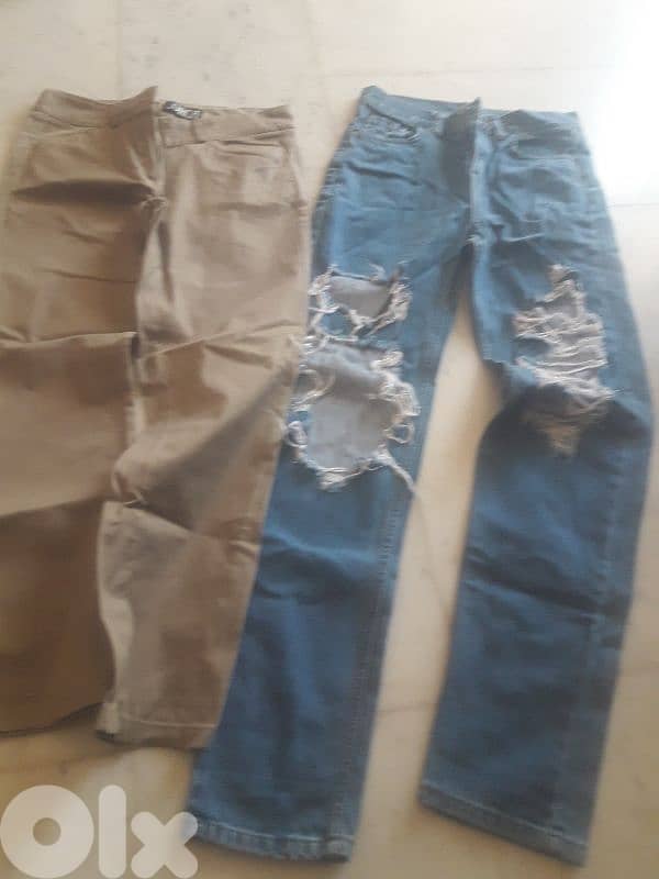 شروة ٨٠ قطعة او اكثر تقريبا تياب واحذية 13