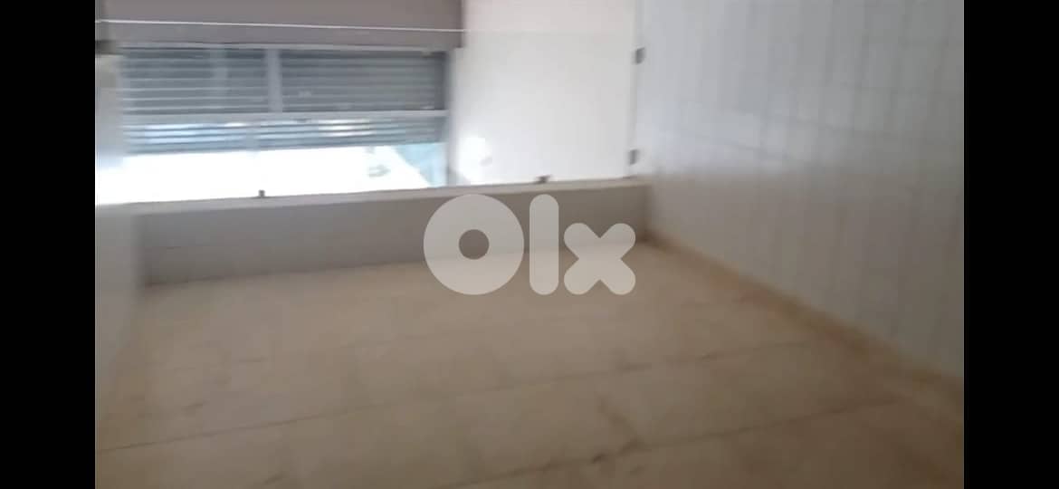 Shop 200 sqm, two floors for rent in zahle maalaka main road #6825 0